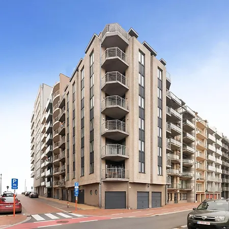 Appartement Flat With Terrace & Play Area Blankenberge