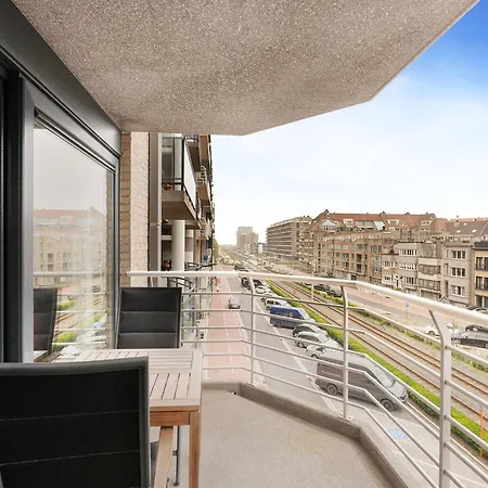 Flat With Terrace & Play Area Blankenberge
